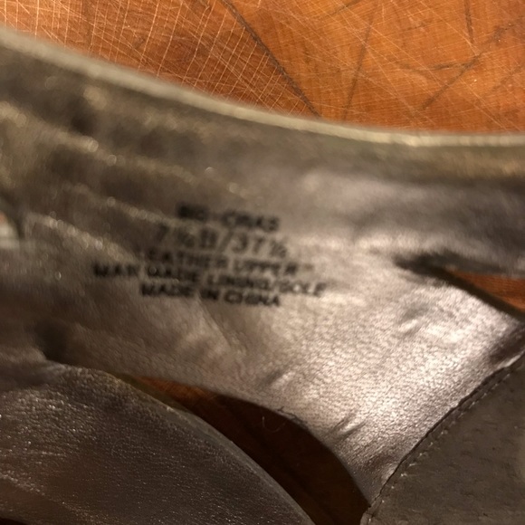 Silver shoes - Picture 5 of 5